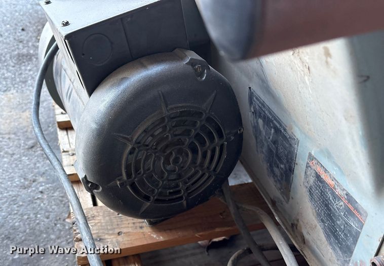 image for item FB8566 1989 Invicta Delta 22660 planer