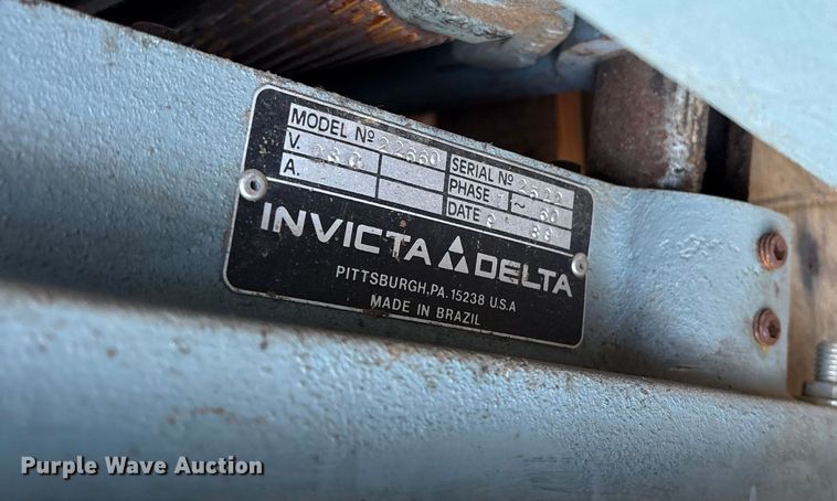 image for item FB8566 1989 Invicta Delta 22660 planer