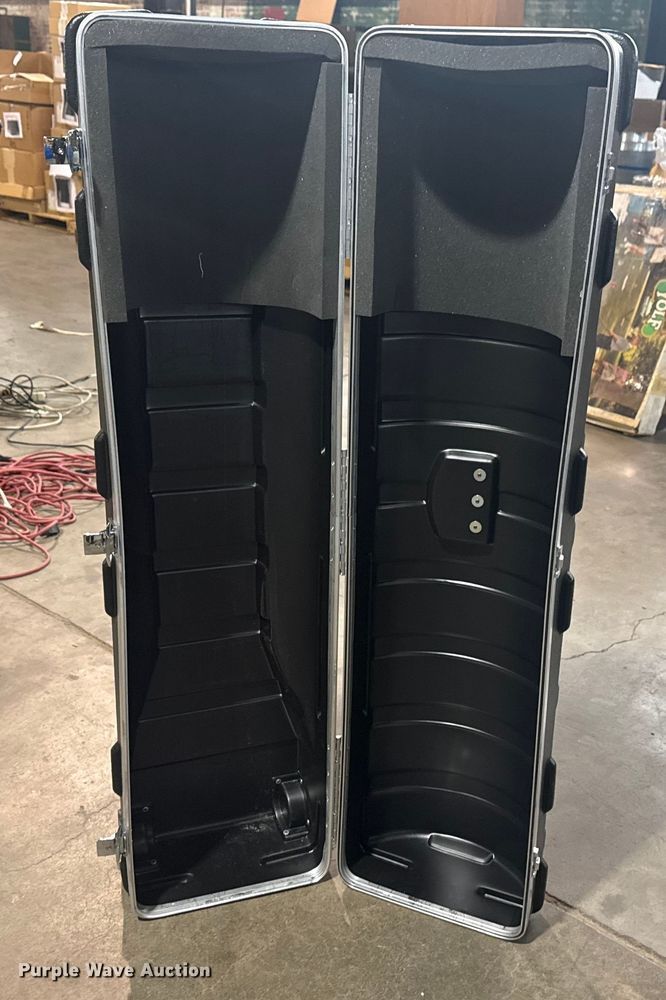 image for item FB8569 Tripod system with case