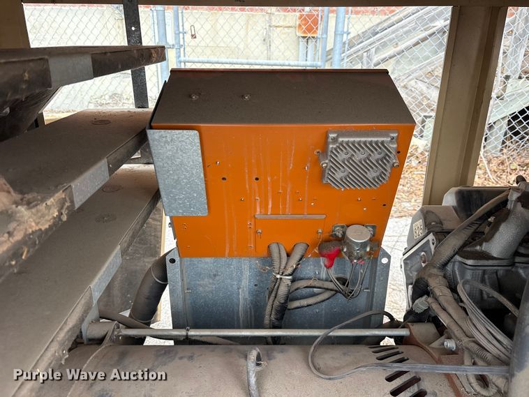 image for item FB8570 2006 Generac QT07068JNSNA generator