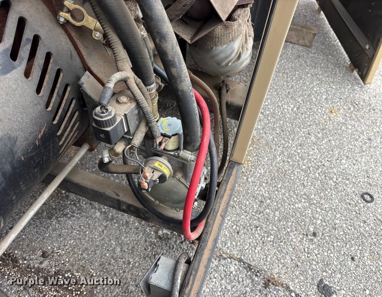 image for item FB8570 2006 Generac QT07068JNSNA generator