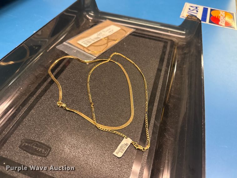 image for item FB8572 (3) 14k gold necklaces 