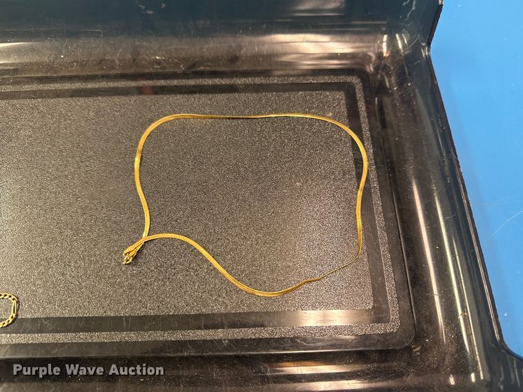 image for item FB8572 (3) 14k gold necklaces 