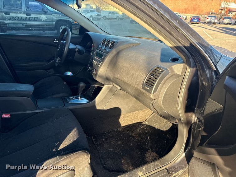 image for item FB8575 2012 Nissan Altima 