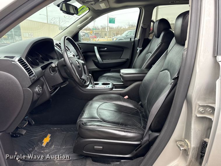 image for item FB8576 2007 GMC Acadia SUV