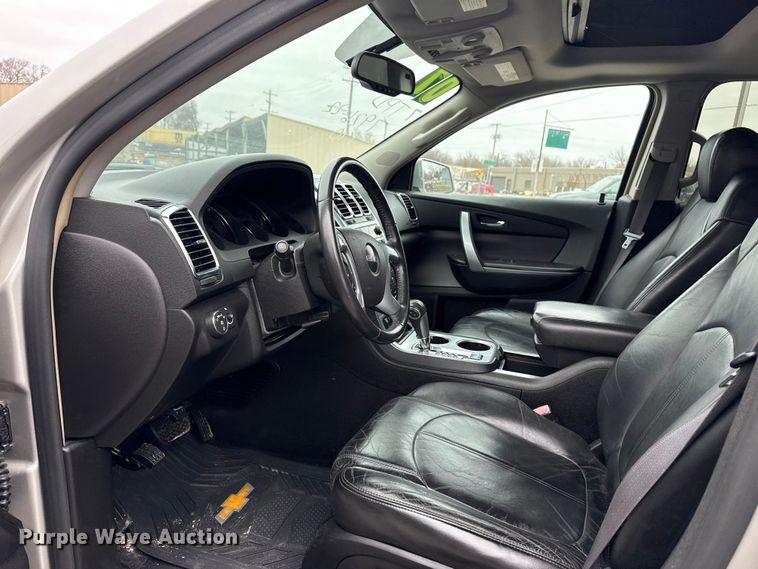 image for item FB8576 2007 GMC Acadia SUV