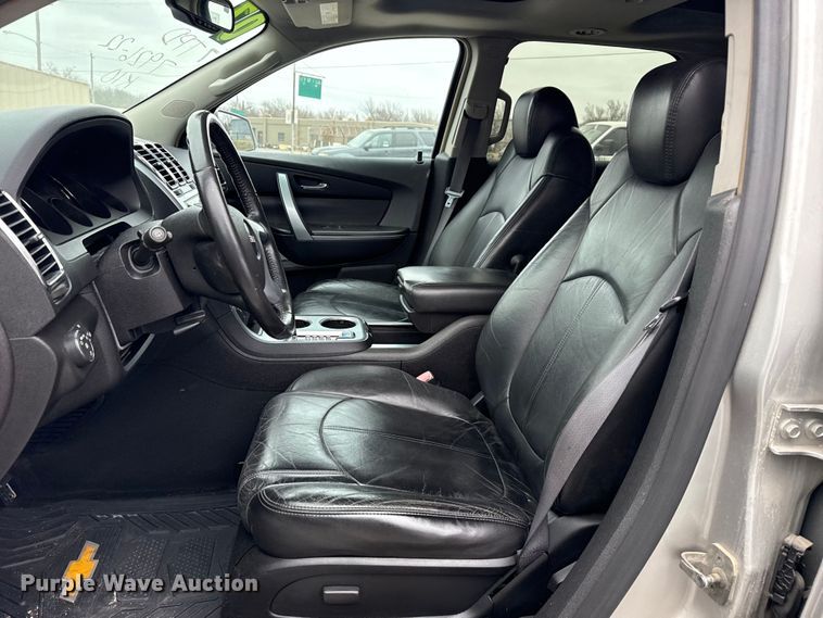 image for item FB8576 2007 GMC Acadia SUV