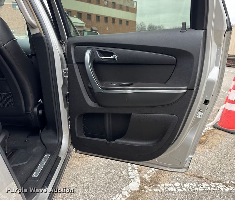 image for item FB8576 2007 GMC Acadia SUV