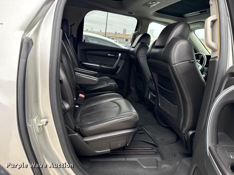 image for item FB8576 2007 GMC Acadia SUV