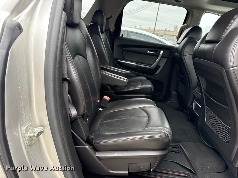 image for item FB8576 2007 GMC Acadia SUV