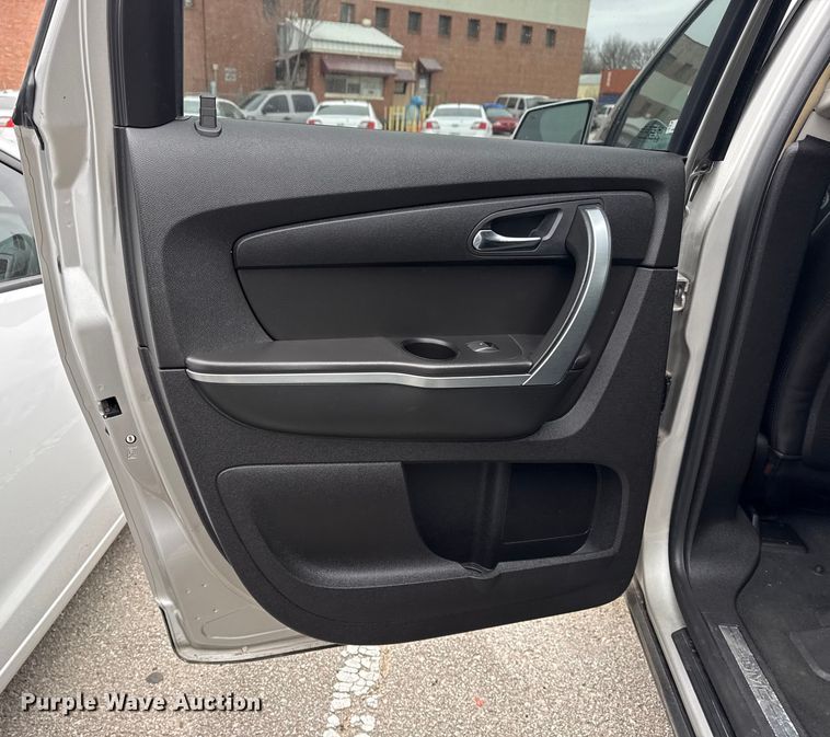 image for item FB8576 2007 GMC Acadia SUV