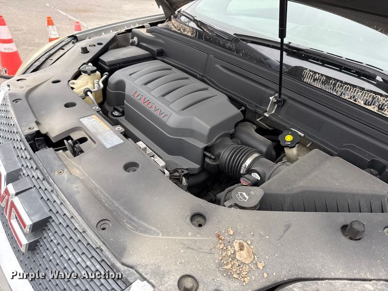 image for item FB8576 2007 GMC Acadia SUV