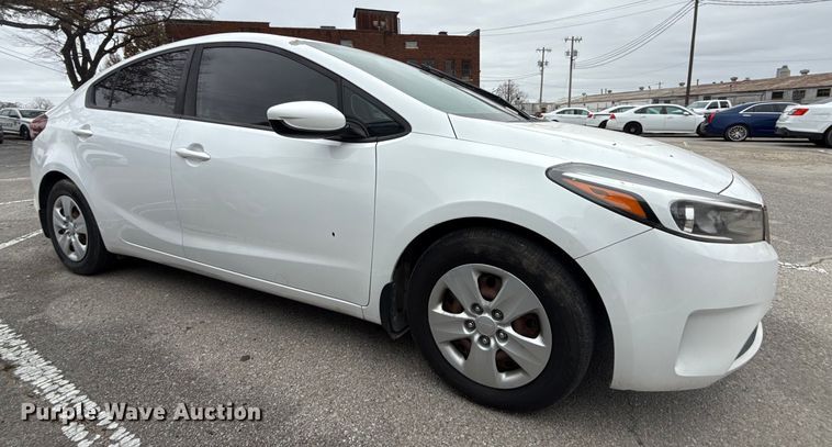 image for item FB8577 2017 Kia Forte 