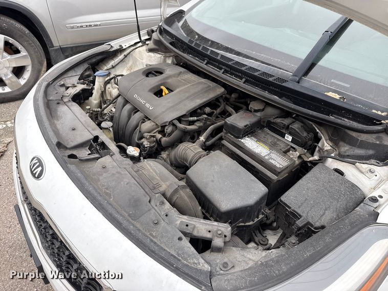 image for item FB8577 2017 Kia Forte 