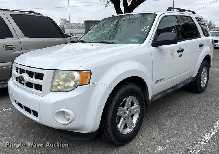 image for item FB8579 2010 Ford Escape Hybrid SUV