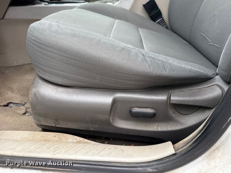 image for item FB8579 2010 Ford Escape Hybrid SUV