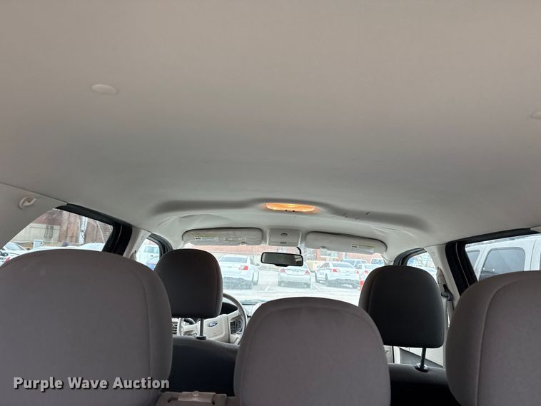 image for item FB8579 2010 Ford Escape Hybrid SUV