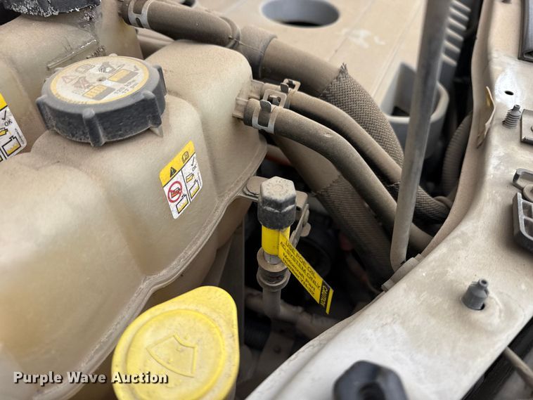 image for item FB8579 2010 Ford Escape Hybrid SUV