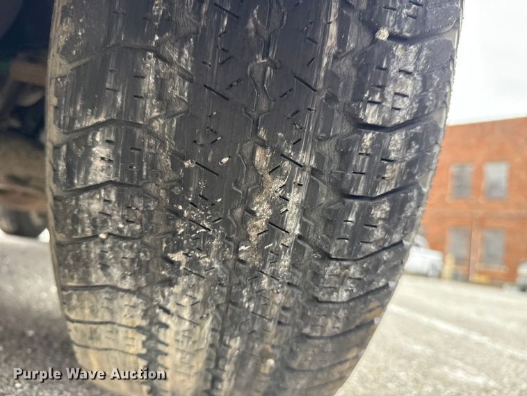 image for item FB8579 2010 Ford Escape Hybrid SUV