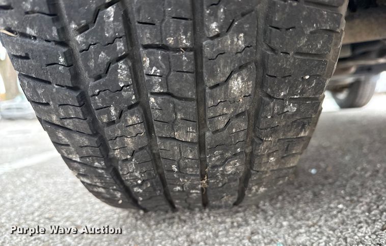 image for item FB8579 2010 Ford Escape Hybrid SUV