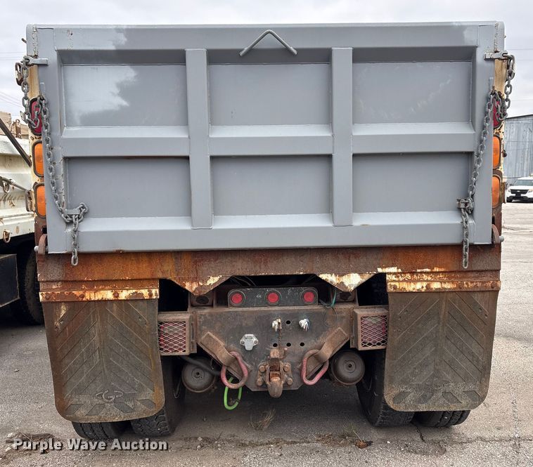 image for item FB8580 2006 Sterling L8500 dump truck