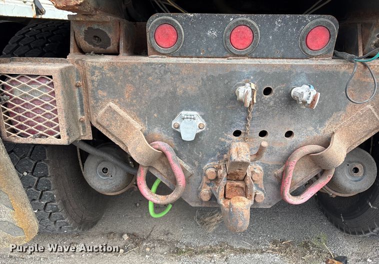 image for item FB8580 2006 Sterling L8500 dump truck