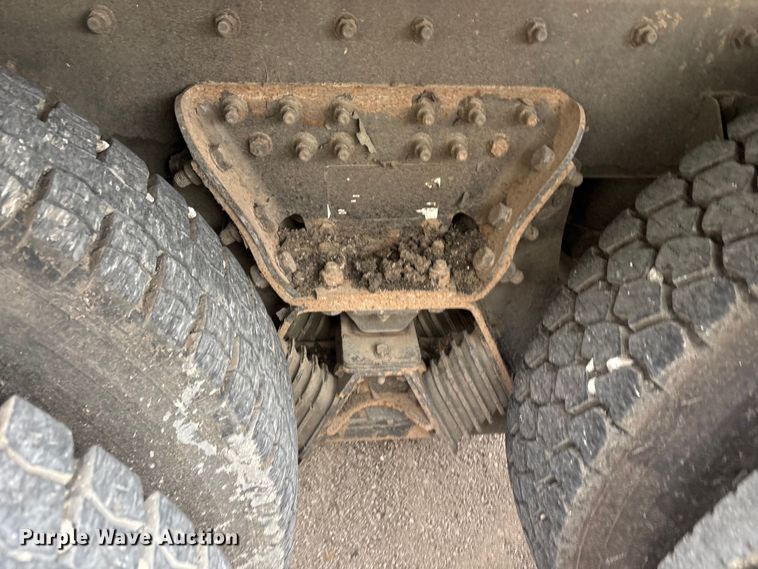 image for item FB8580 2006 Sterling L8500 dump truck