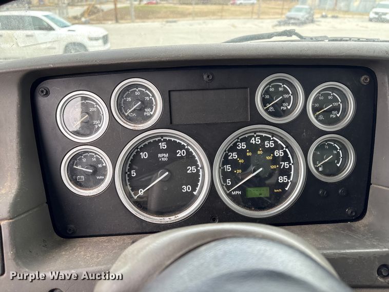 image for item FB8580 2006 Sterling L8500 dump truck