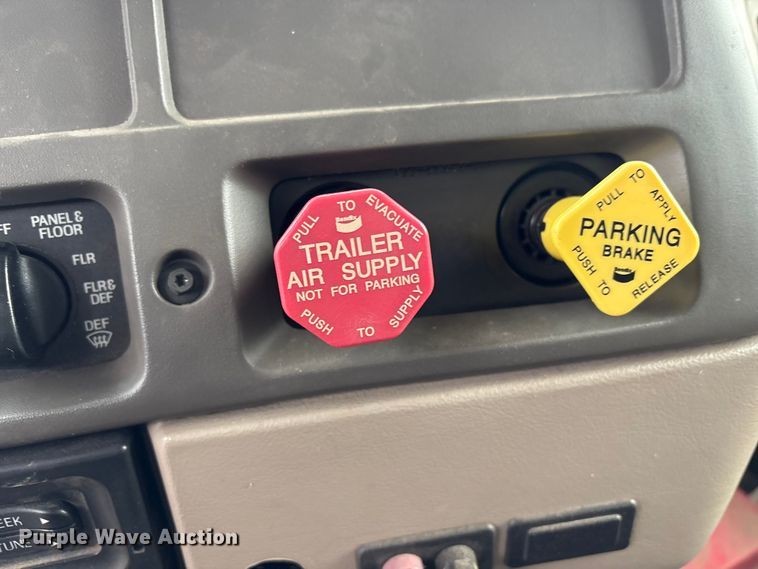 image for item FB8580 2006 Sterling L8500 dump truck