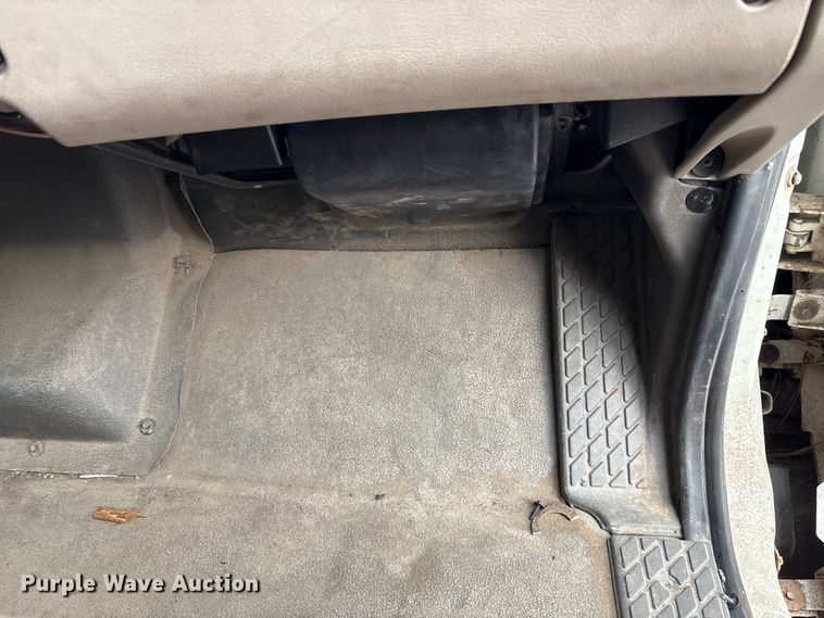 image for item FB8580 2006 Sterling L8500 dump truck