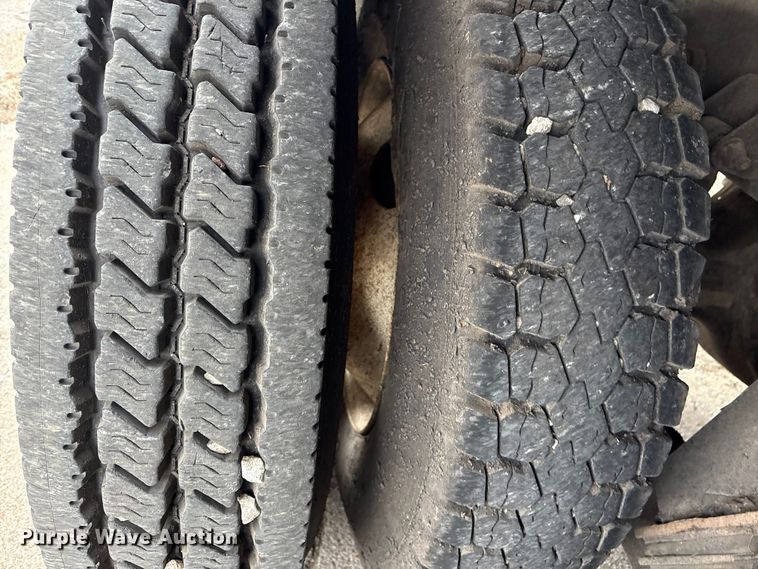 image for item FB8580 2006 Sterling L8500 dump truck