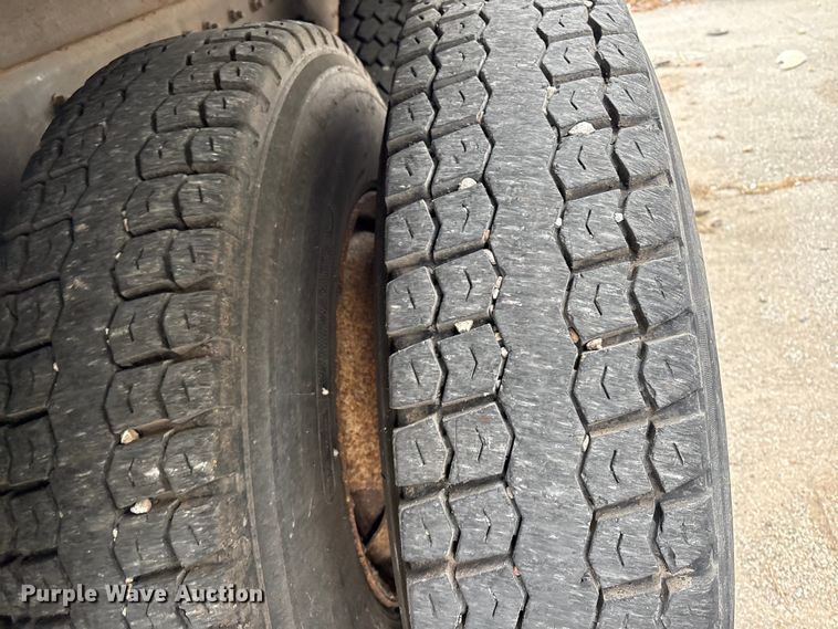 image for item FB8580 2006 Sterling L8500 dump truck