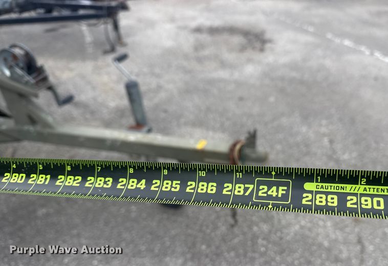 image for item FB8581 2003 Crestline 2070 boat