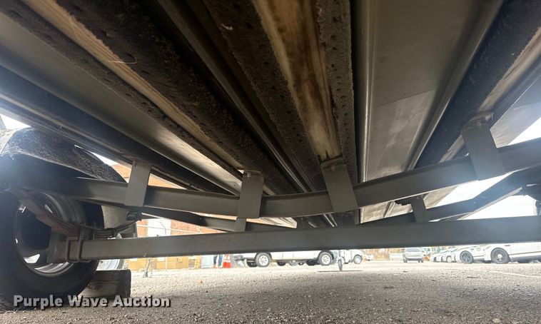 image for item FB8581 2003 Crestline 2070 boat