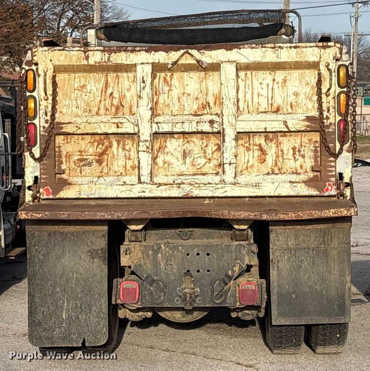 image for item FB8582 2012 International 7400 dump truck