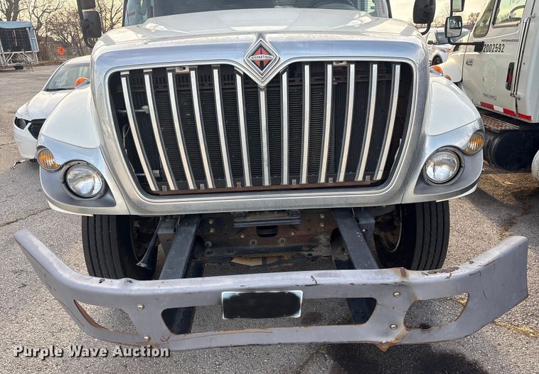 image for item FB8582 2012 International 7400 dump truck