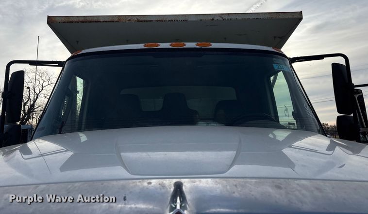 image for item FB8582 2012 International 7400 dump truck