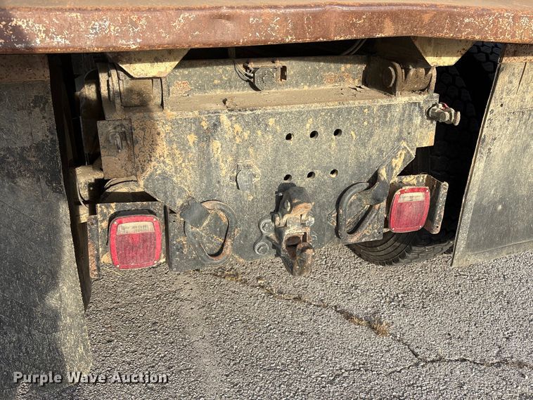 image for item FB8582 2012 International 7400 dump truck