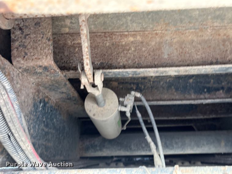 image for item FB8582 2012 International 7400 dump truck