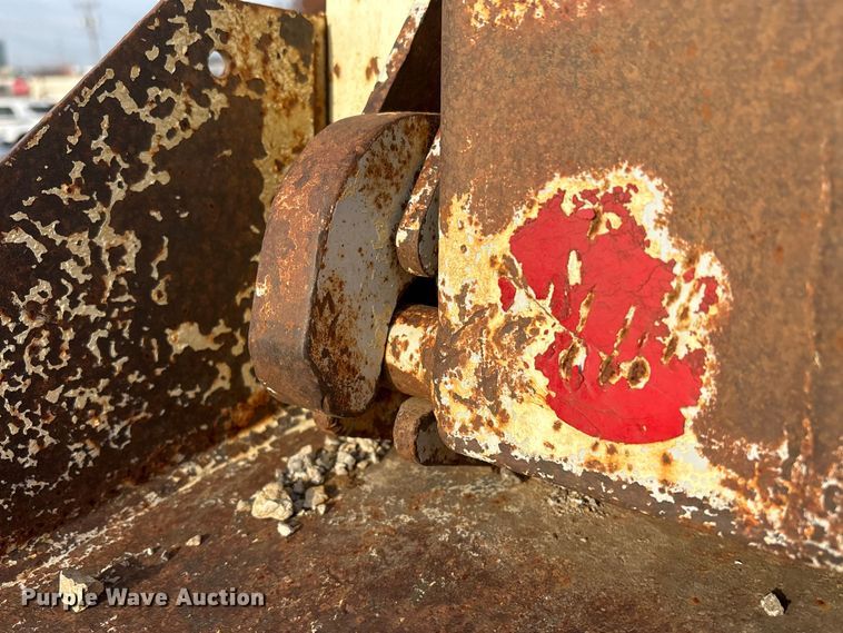 image for item FB8582 2012 International 7400 dump truck