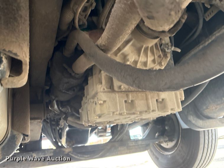 image for item FB8582 2012 International 7400 dump truck