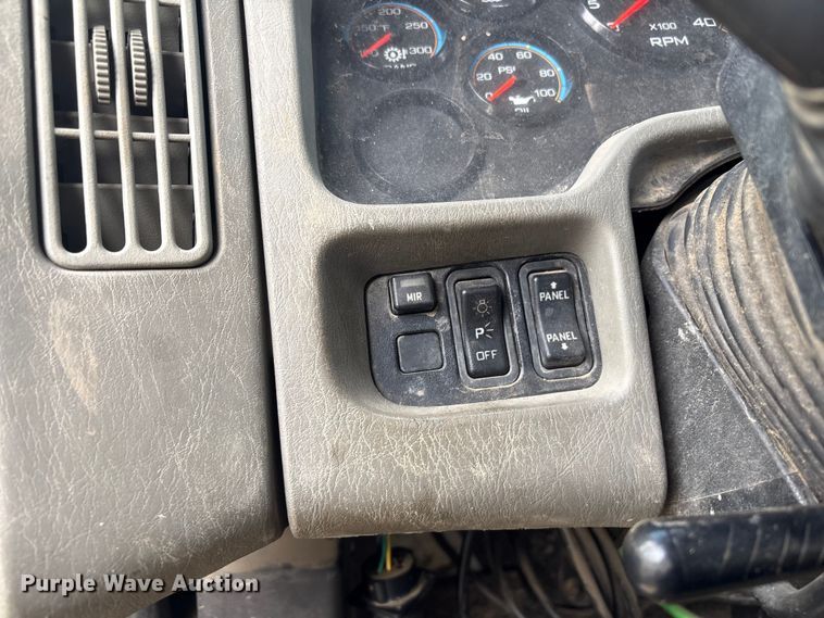 image for item FB8582 2012 International 7400 dump truck