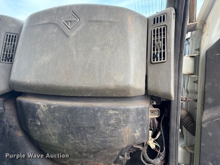 image for item FB8582 2012 International 7400 dump truck