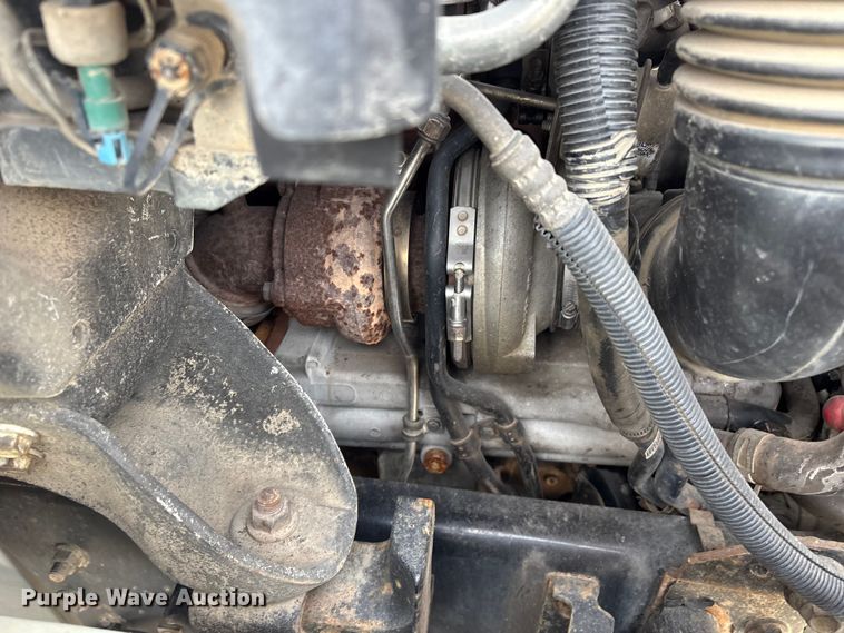 image for item FB8582 2012 International 7400 dump truck