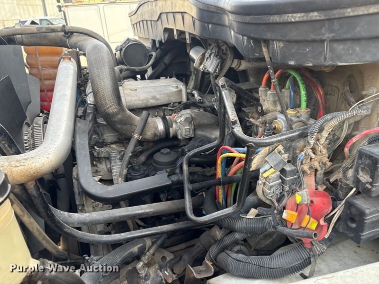 image for item FB8582 2012 International 7400 dump truck