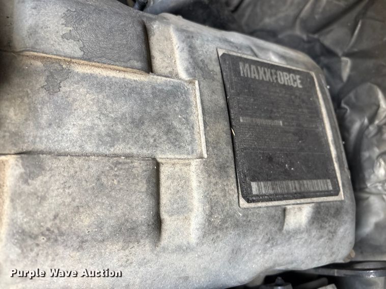 image for item FB8582 2012 International 7400 dump truck