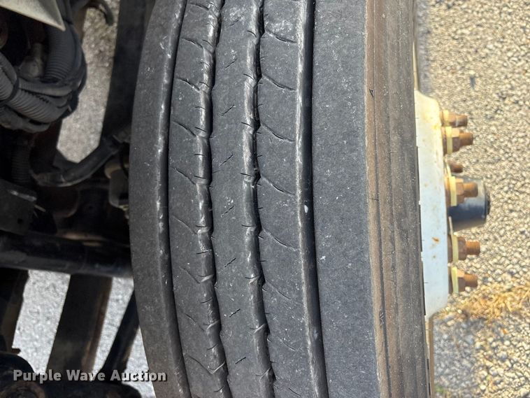 image for item FB8582 2012 International 7400 dump truck