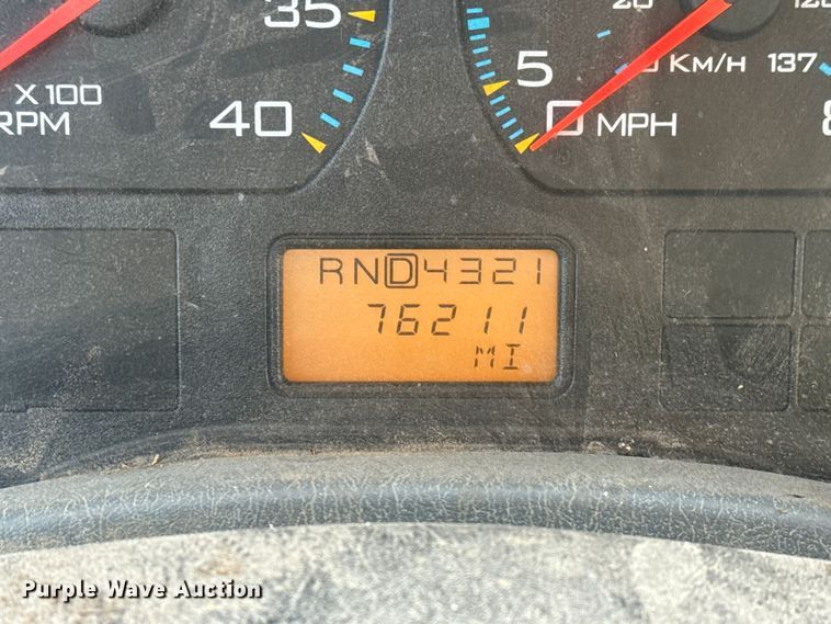 image for item FB8585 2005 International 7400 dump truck