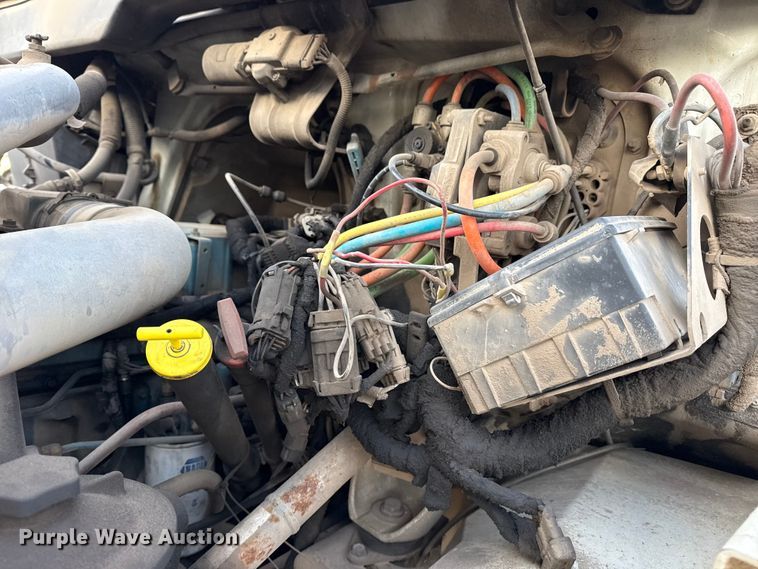 image for item FB8585 2005 International 7400 dump truck