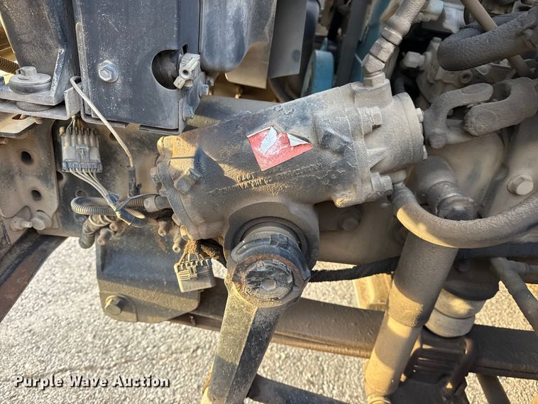 image for item FB8585 2005 International 7400 dump truck